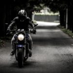Czy jeansy motocyklowe nas chronią?